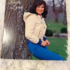 Loretta Lynn Lookin' Good Vinyl Record